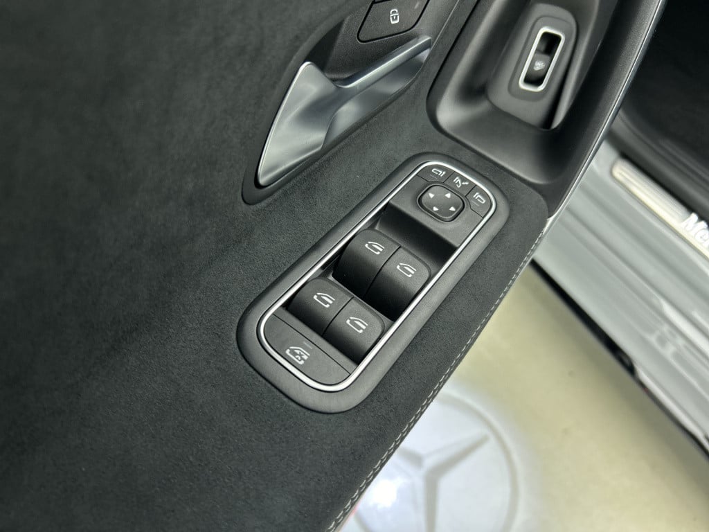 Mercedes-Benz Cla 180 business solution amg | amg line plus pakket | antidi