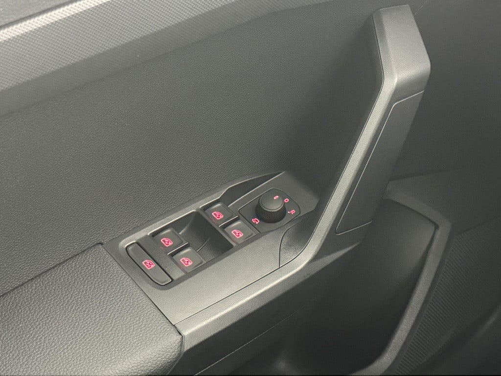 Seat Arona style 1.0 70 kw / 95 pk ecotsi suv 5 versn. hand
