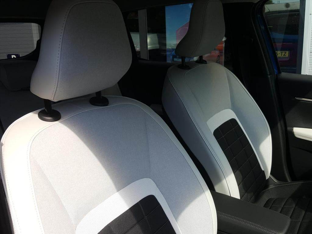 Citroen C3 1.2 hybrid 110pk max automaat apple carplay & android auto | nav