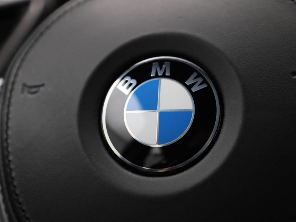 BMW 1 Serie 120i business edition | m-sport | automaat | navigatie | stoel/