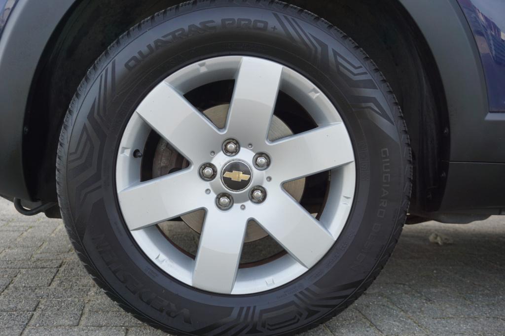 Chevrolet Captiva 2.4i style 2wd 7p airco / elektr. ramen / cruise / parkee