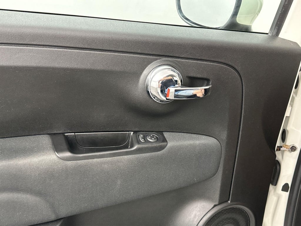 Fiat 500 1.2 lounge | automaat | bluetooth | dab | airco | lage km stand