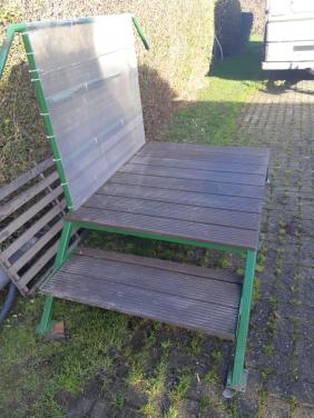 Opstap trapje voor bij een stacaravan