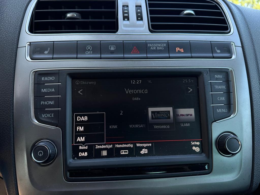 Volkswagen Polo 1.2 tsi lounge * cruise control * stoelverwarming * dab