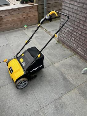 Verticuteermachine te huur