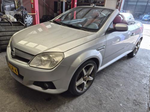 Opel Tigra Twin Top Cabrio 1.4-16V Apk 13-1-2027