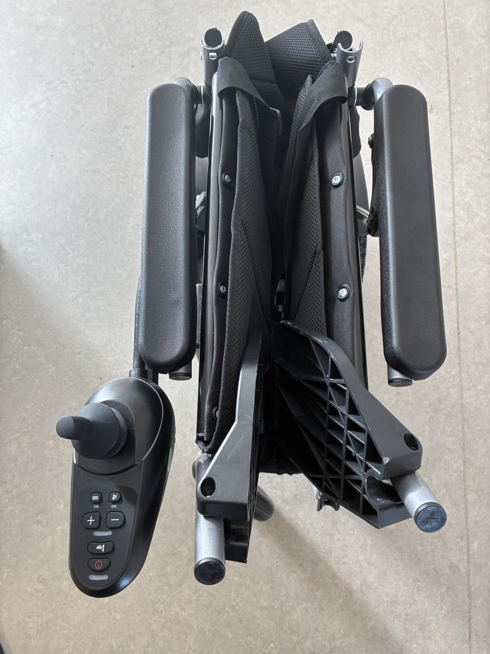 Elektrische rolstoel (opvouwbaar)
