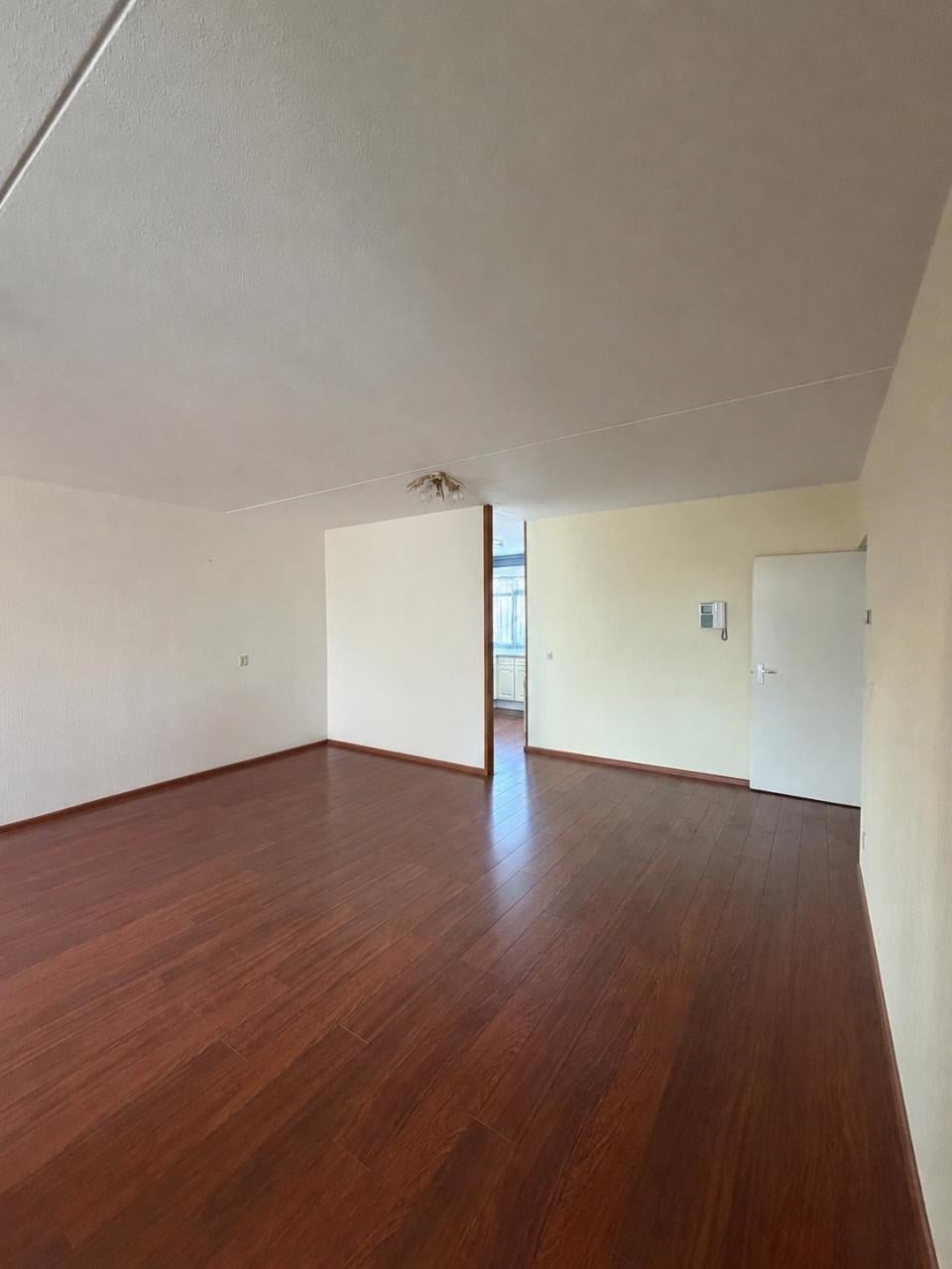 Parketvloer ca. 50 m² incl. ondervloer – zelf demonteren