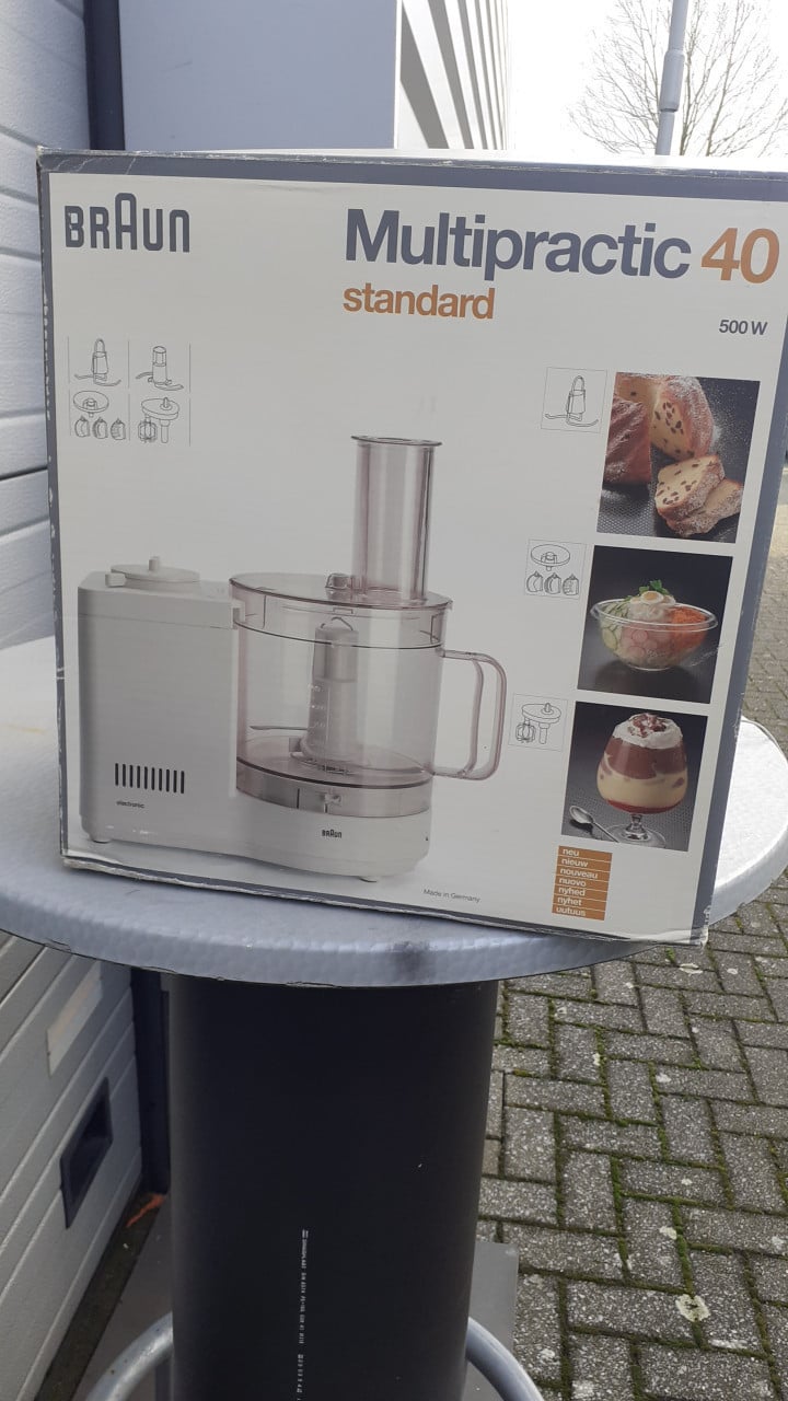 Biertap Snij & Keukenmach. -Steamers + Filmcamera + Strijkplank+Waterkoker