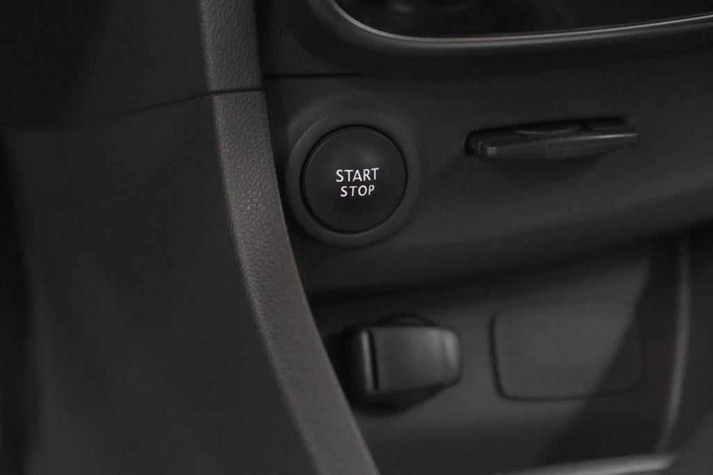 Renault Clio tce 90 limited | trekhaak | navigatie | parkeersensoren