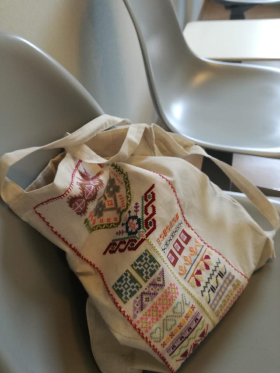 Brei-haak-borduur e.a. liefhebbers gevraagd