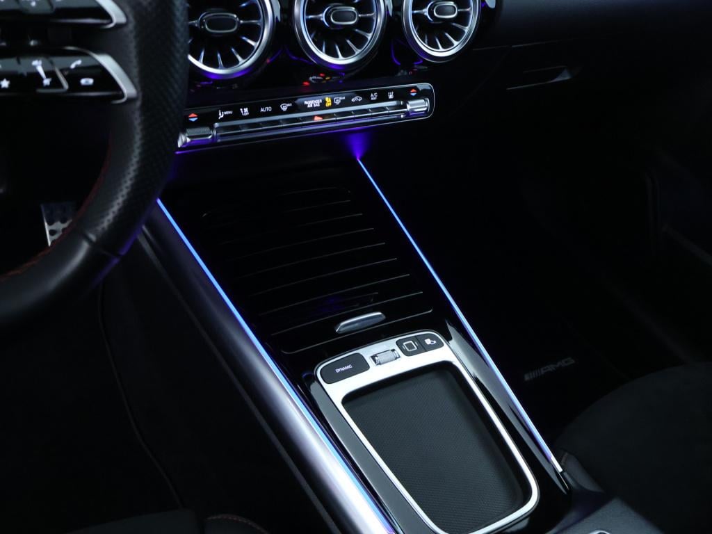 Mercedes-Benz Gla-klasse 250 e amg plug-in hybride edition amg line | night