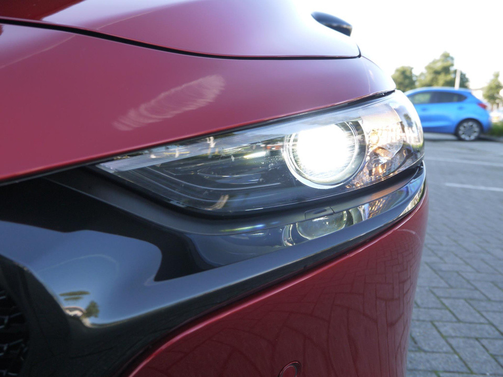 Mazda 3 2.0 e-skyactiv-g m hybrid 150 homura|rijklaar