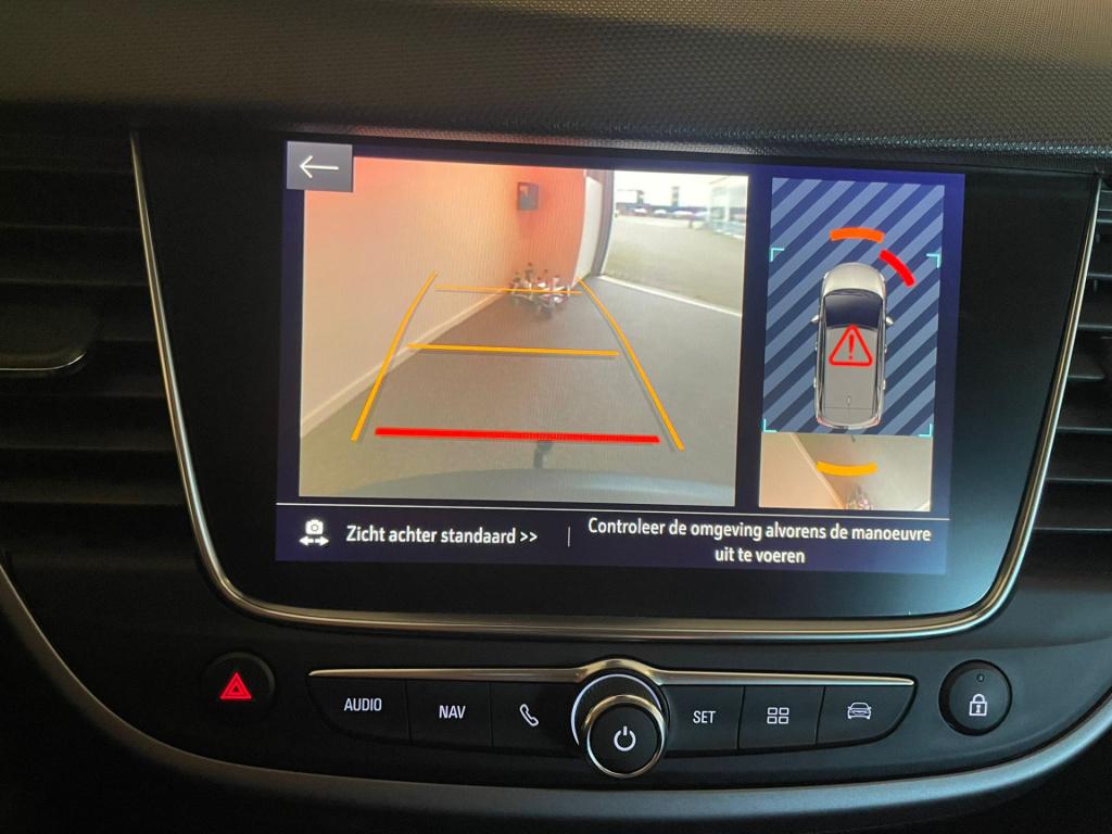 Opel Crossland X 1.2 turbo online edition