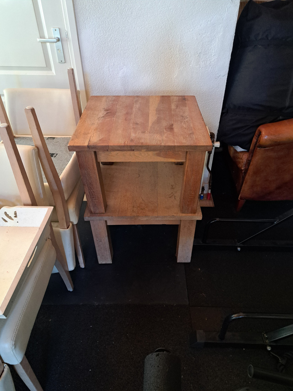 Stoelen en tafels