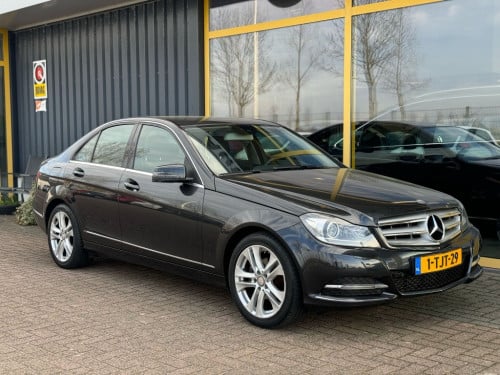 Mercedes-Benz C-Klasse 180 amb. avantgarde