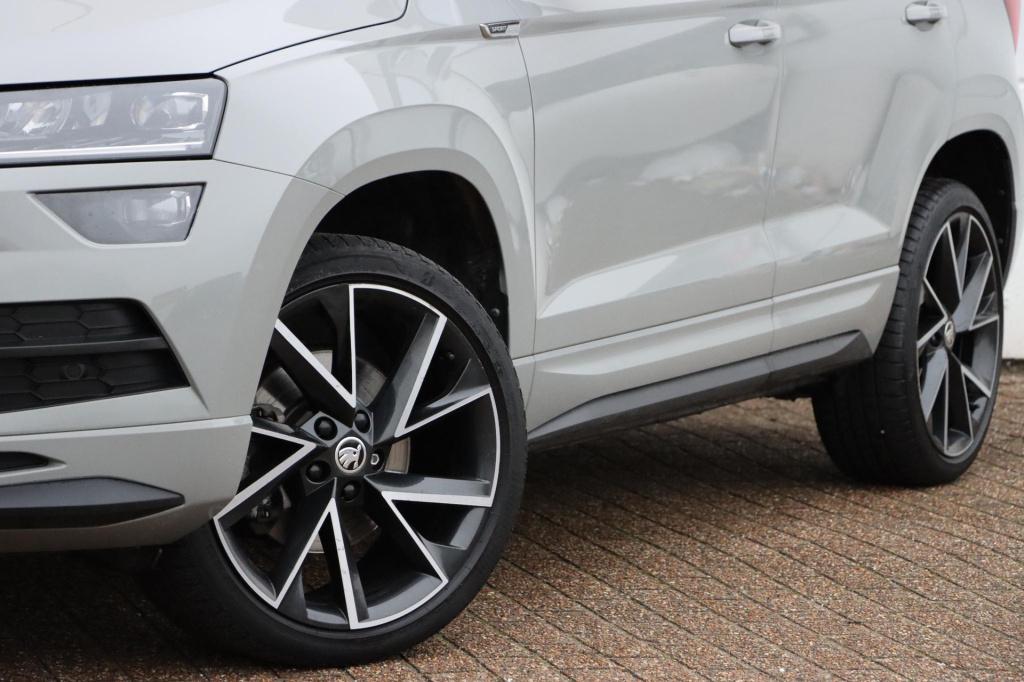 Skoda Karoq 1.5 tsi act sportline business