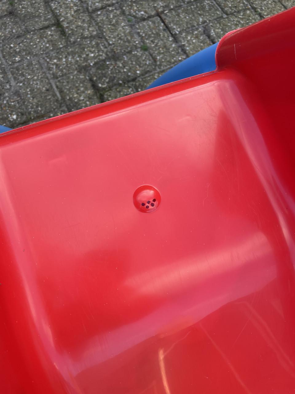 Leuke kleine glijbaan Paradiso Toys