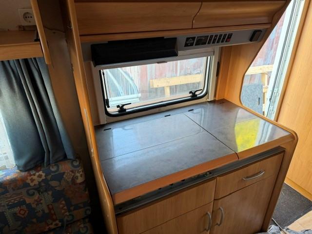 Caravan Hobby Excellent Easy 400