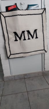 Nieuwe badmat en wc-mat zwart-wit met MM