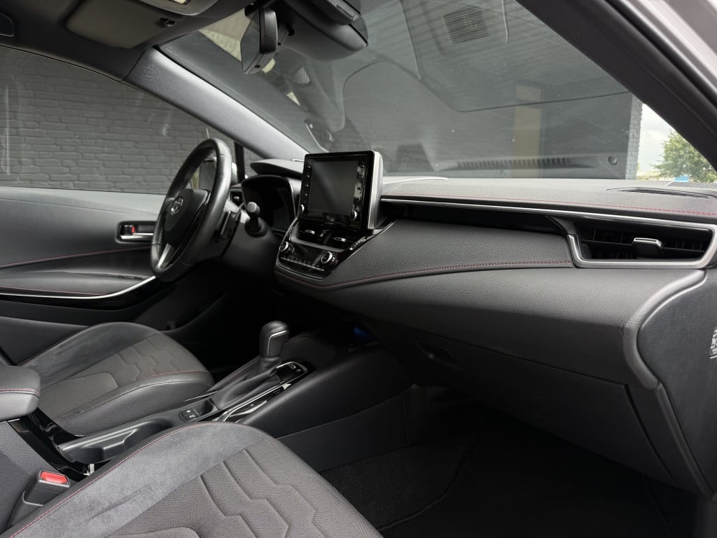 Toyota Corolla Touring Sports 2.0 hybrid executive // 185pk // jbl audio //