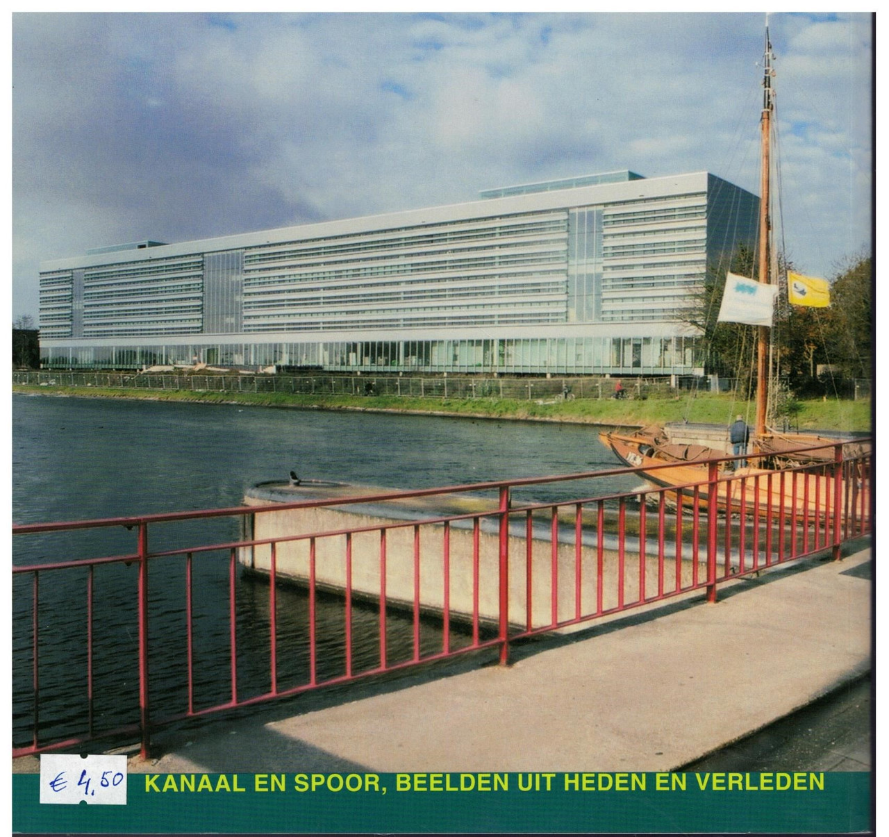 Kantoor aan het kanaal (RWS-Zeeland)