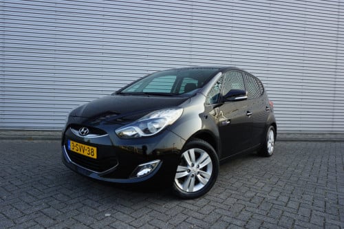 Hyundai Ix20 1.4i i-magine airco / navi / camera / cruise / trekhaak / park