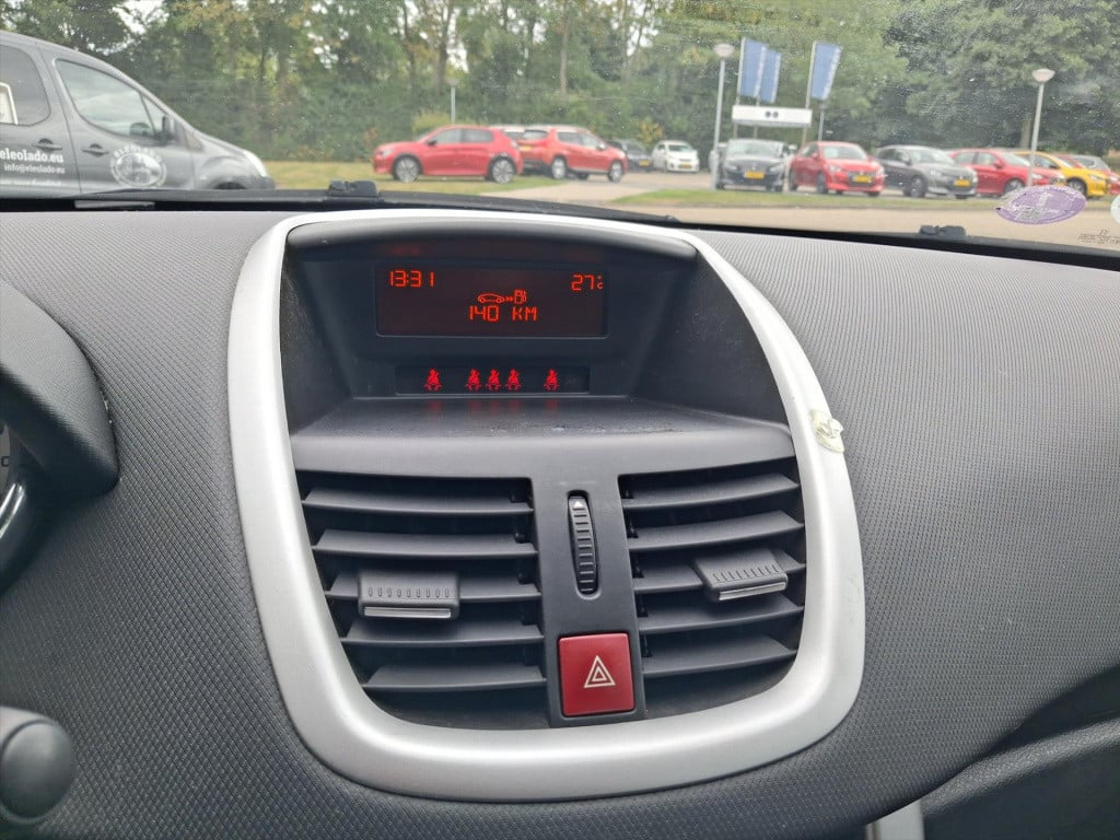 Peugeot 207 sportium 1.6 vti 120pk trekhaak | cruise control | airco | blue