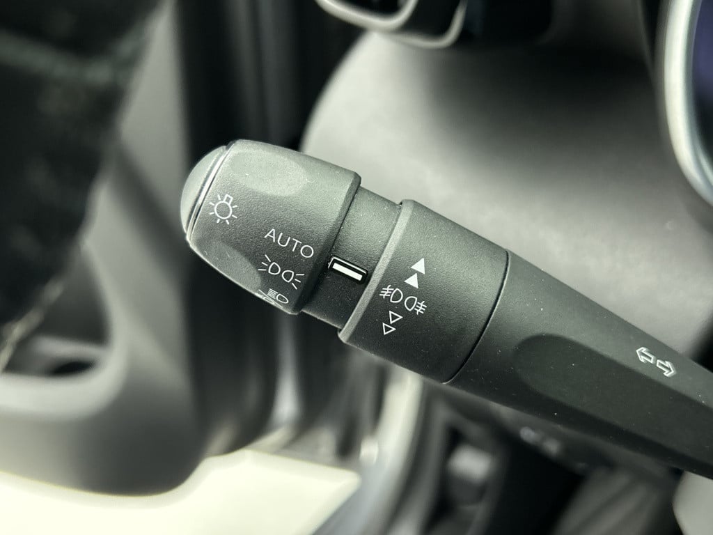 Citroen C3 Aircross 110 pk shine | rijklaar | camera | keyless entry | 17" 