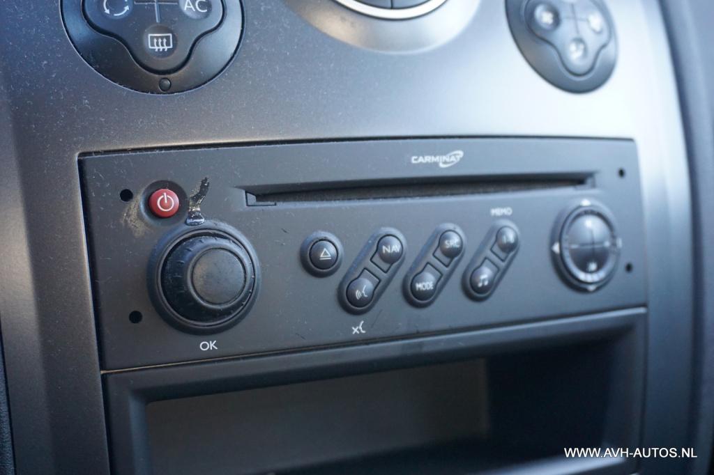 Renault Megane 1.6-16v business line, apk: 4-2027!