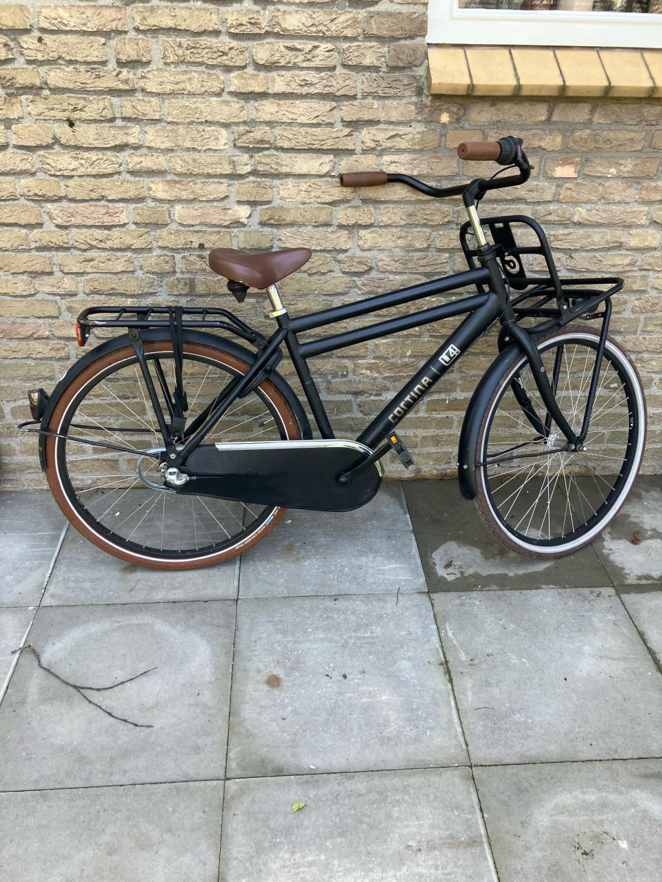 Fietst  Cortina 26’ zwart 3 versnelling