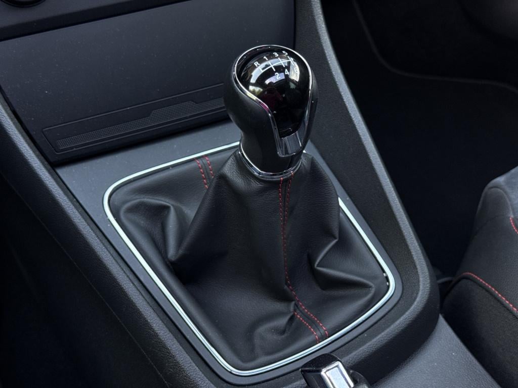 Seat Leon 1.4 tsi fr business | nl-auto | pano | navi | trekhaak | led | se