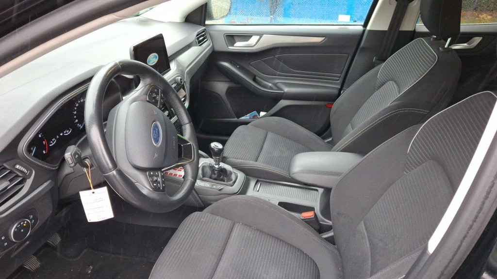 Ford Focus wagon 1.0 ecoboost st line business
