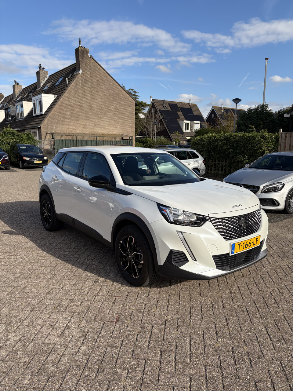 Prachtige Peugeot 2008 EV 50kWh 136pk 2022 Wit