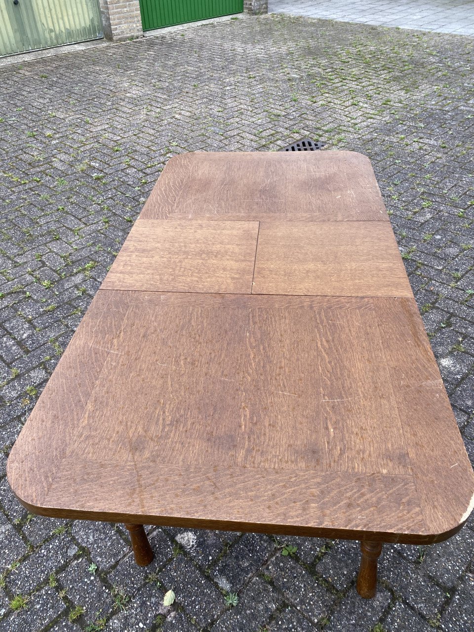 Tafel en 6 stoelen