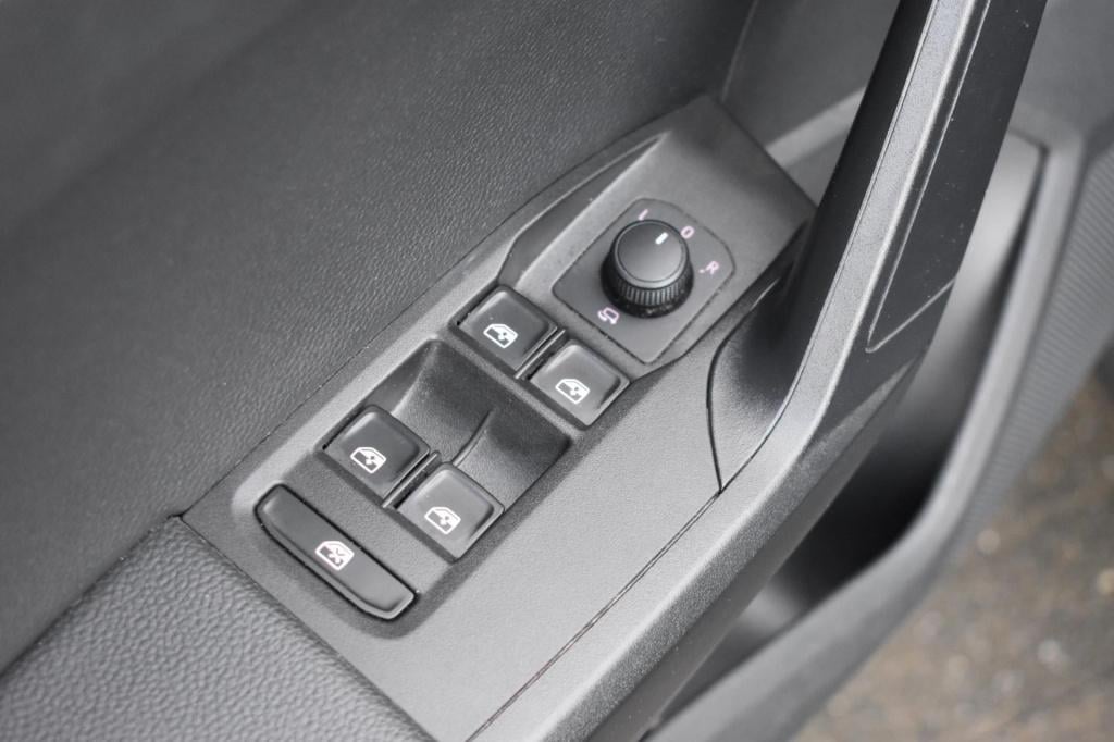 Seat Arona 1.0 tsi | virtual cockpit | camera | led | nap | adapt. cruise c