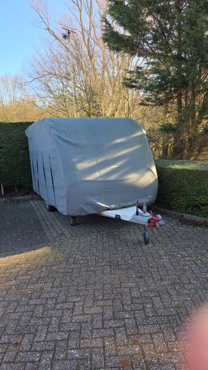 Caravan Beyerland Vitesse (2005) bijna overcompleet