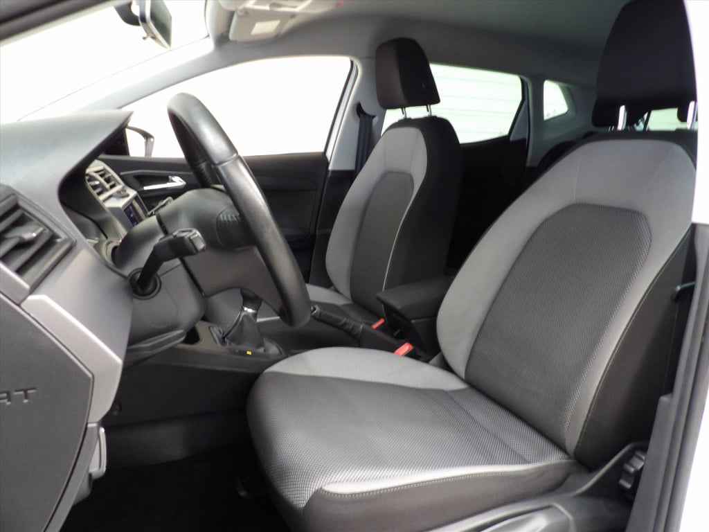 Seat Ibiza 1.0 ecotsi 95pk style business intense