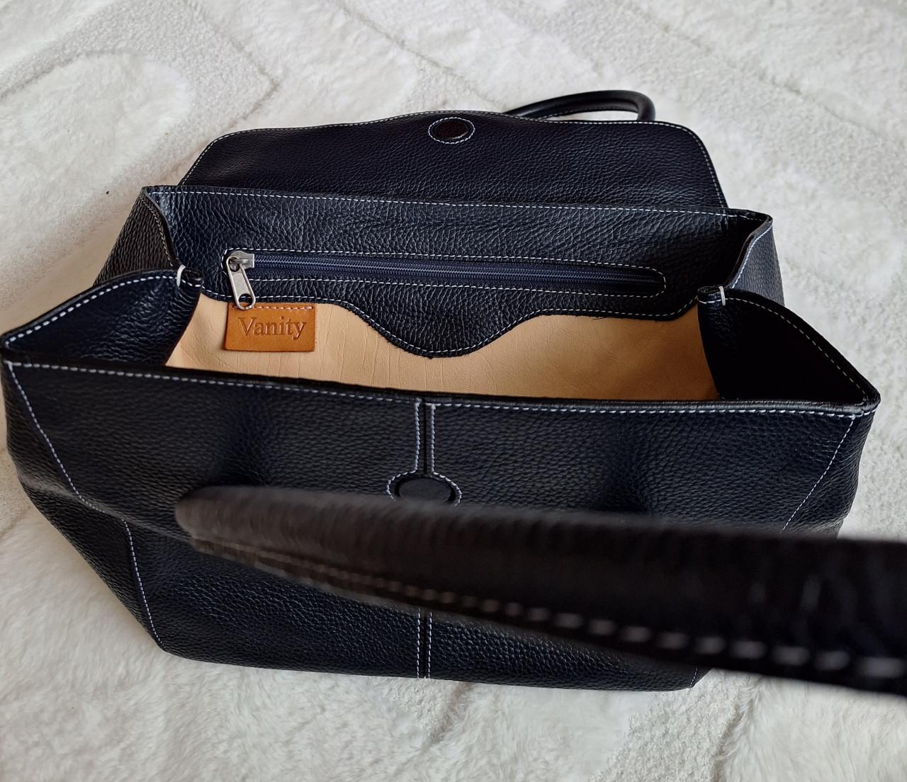 Nieuwe Prachtige donkerblauwe echt leren tas merk Vanity