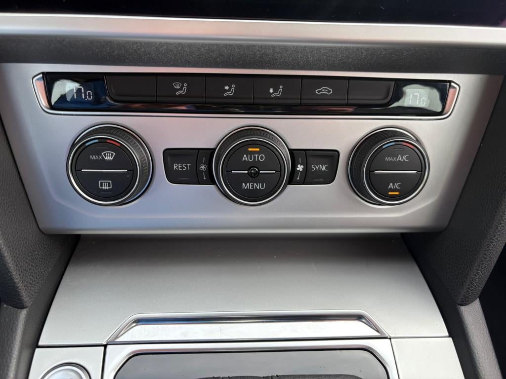 Volkswagen Passat variant 1.5 tsi comfortline business