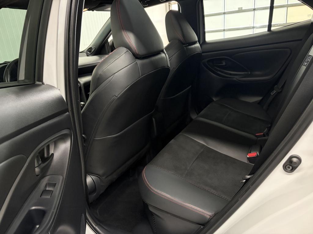Toyota Yaris Cross 1.5 hybrid gr sport| jbl| stoelverw.| carplay| a.camera|