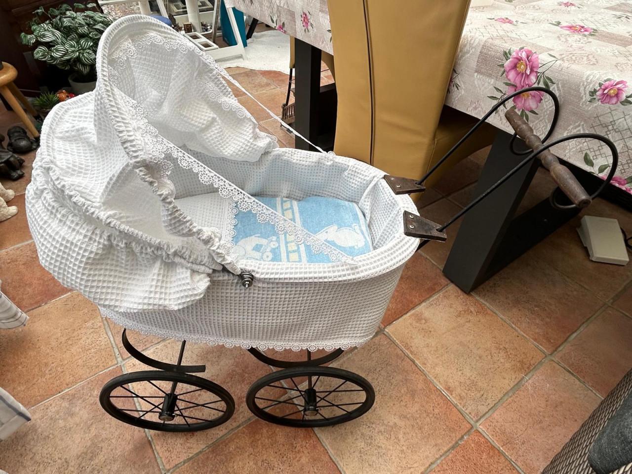 Poppenwagen