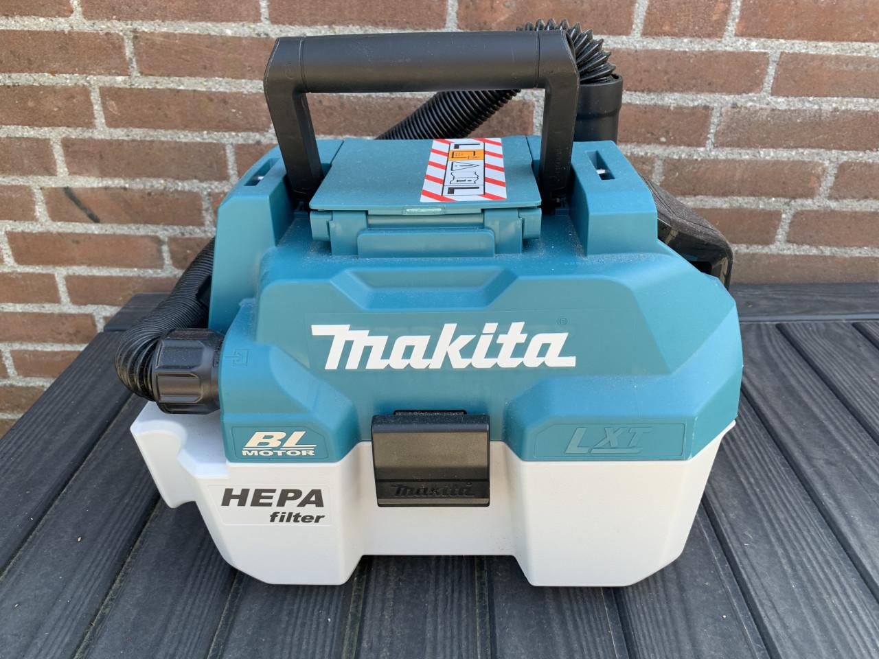 Makita DVC750L is een compacte en krachtige accu stofzuiger