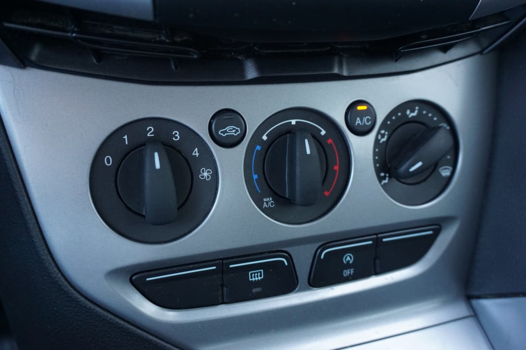 Ford Focus 1.0 ecoboost edition airco / cruise / elektr. ramen / lm velgen 