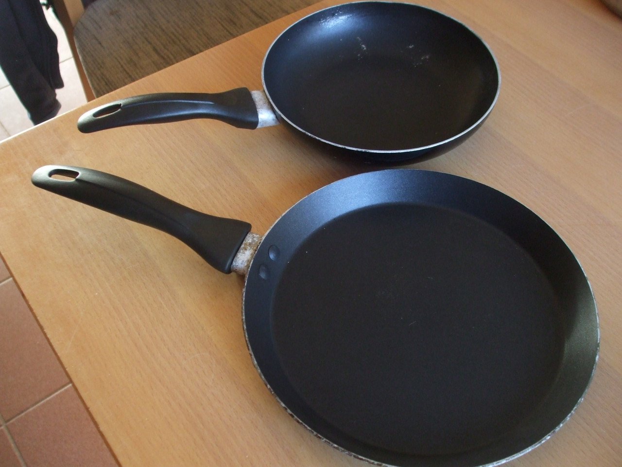 Te koop set koekenpannen.(z.g.a.n.).