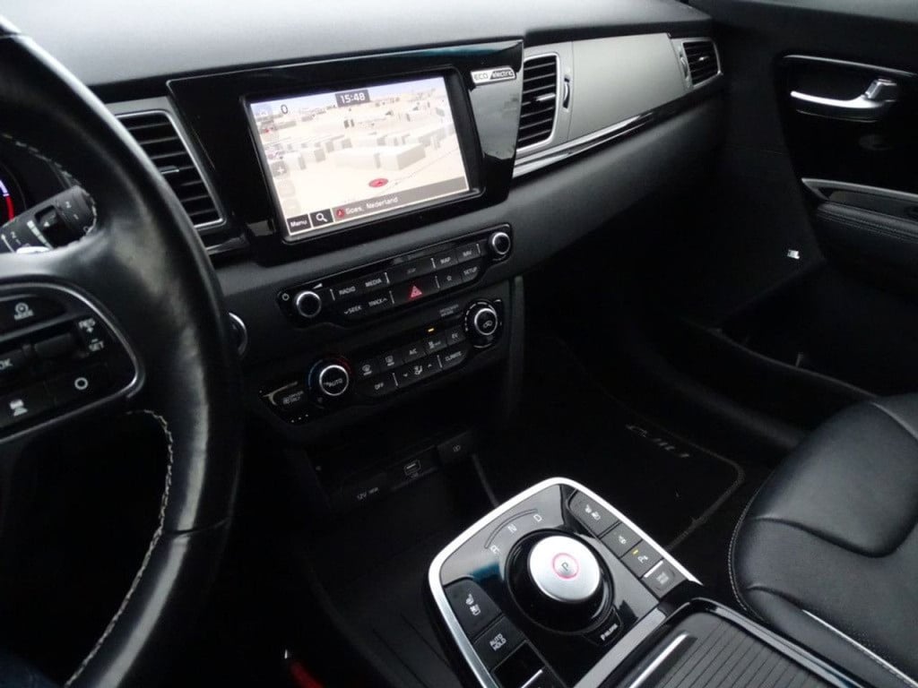 Kia E-niro executiveline 64 kwh incl btw | led | stoelkoeling-en verwarming