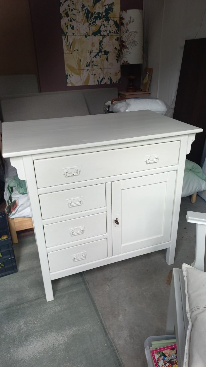 Commode