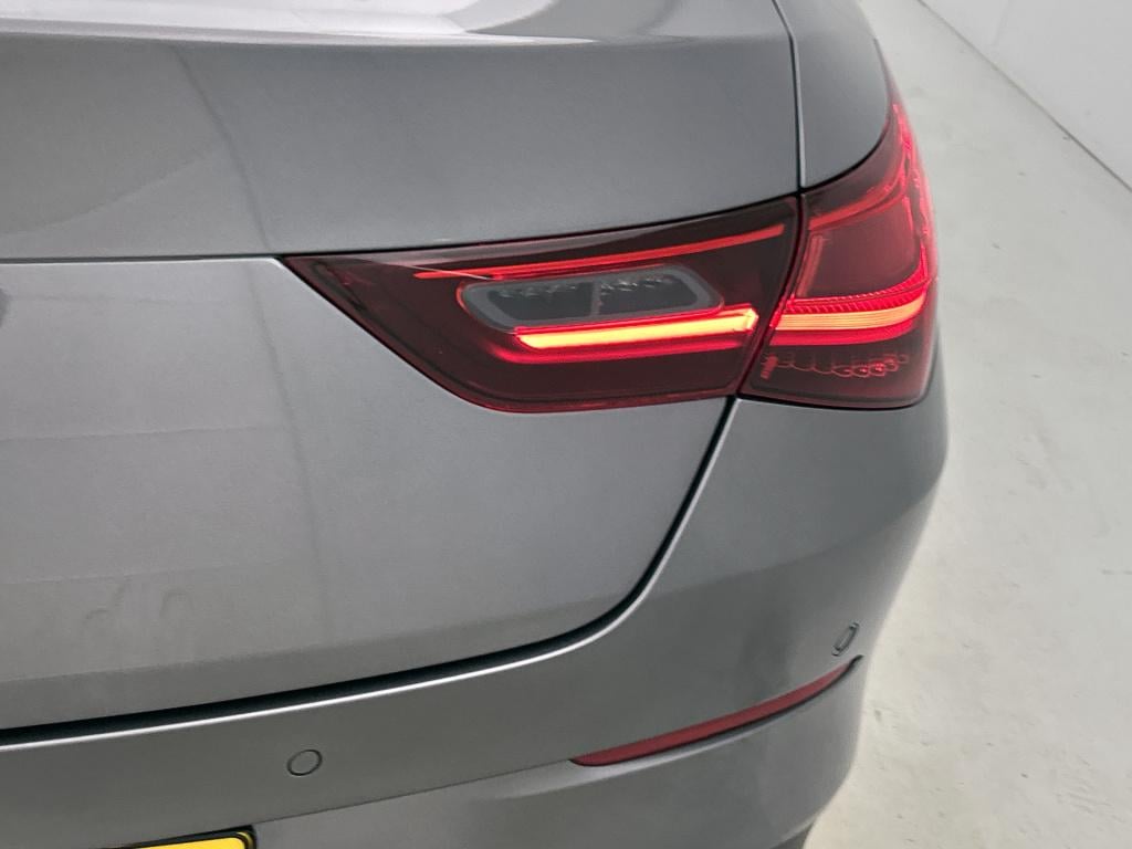 Mercedes-Benz Cla 180 business line | trekhaak | cruise control | stoelverw