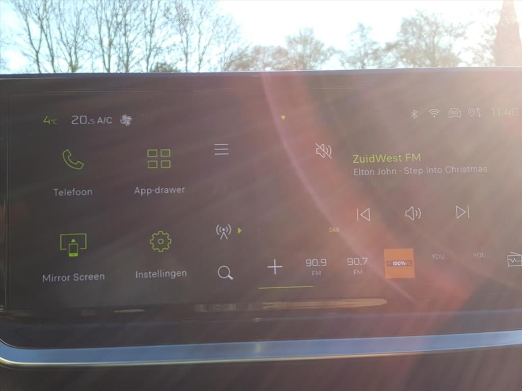 Peugeot 208 allure 1.2 mild-hybride 100pk automaat (e-dcs6) navigatie met a