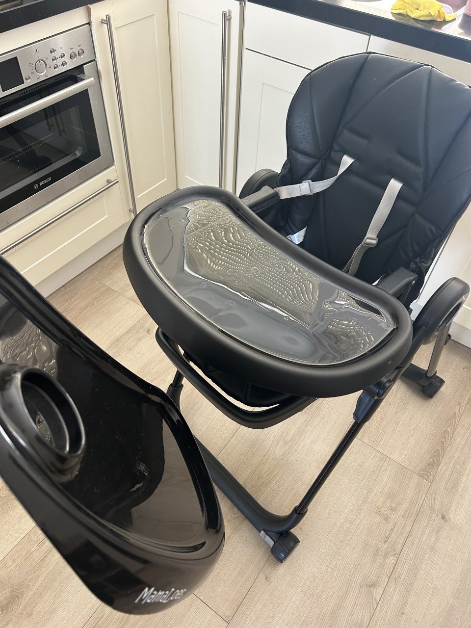 Kinderstoel mamaloes zwart leer